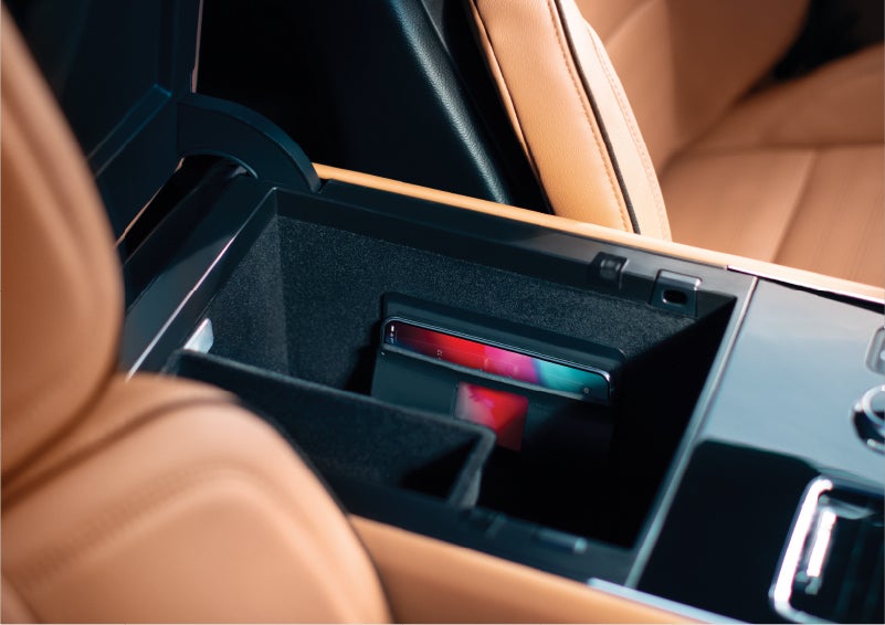 The interior of a 2023 Lincoln Aviator® Black Label model is shown in the Flight theme | Empire Lincoln of Huntington in Huntington NY