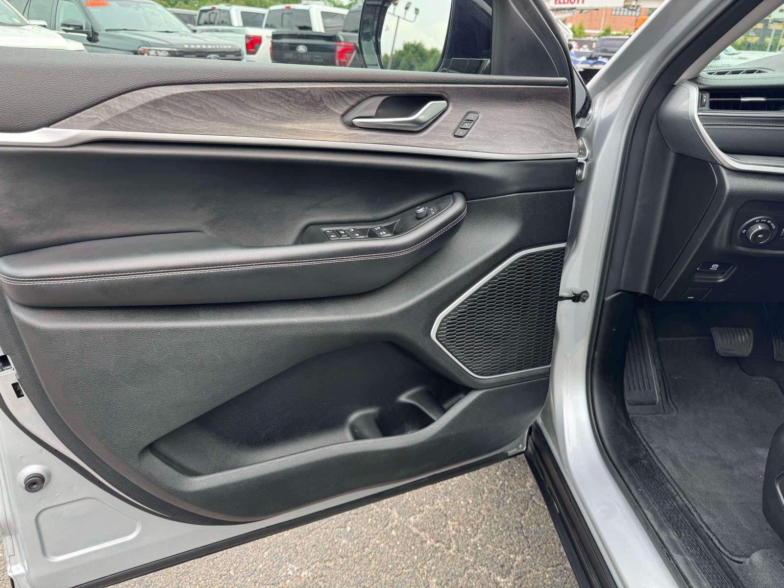 2021 Jeep Grand Cherokee L Limited 4x4
