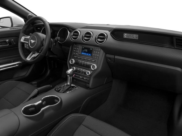 2016 Ford Mustang V6