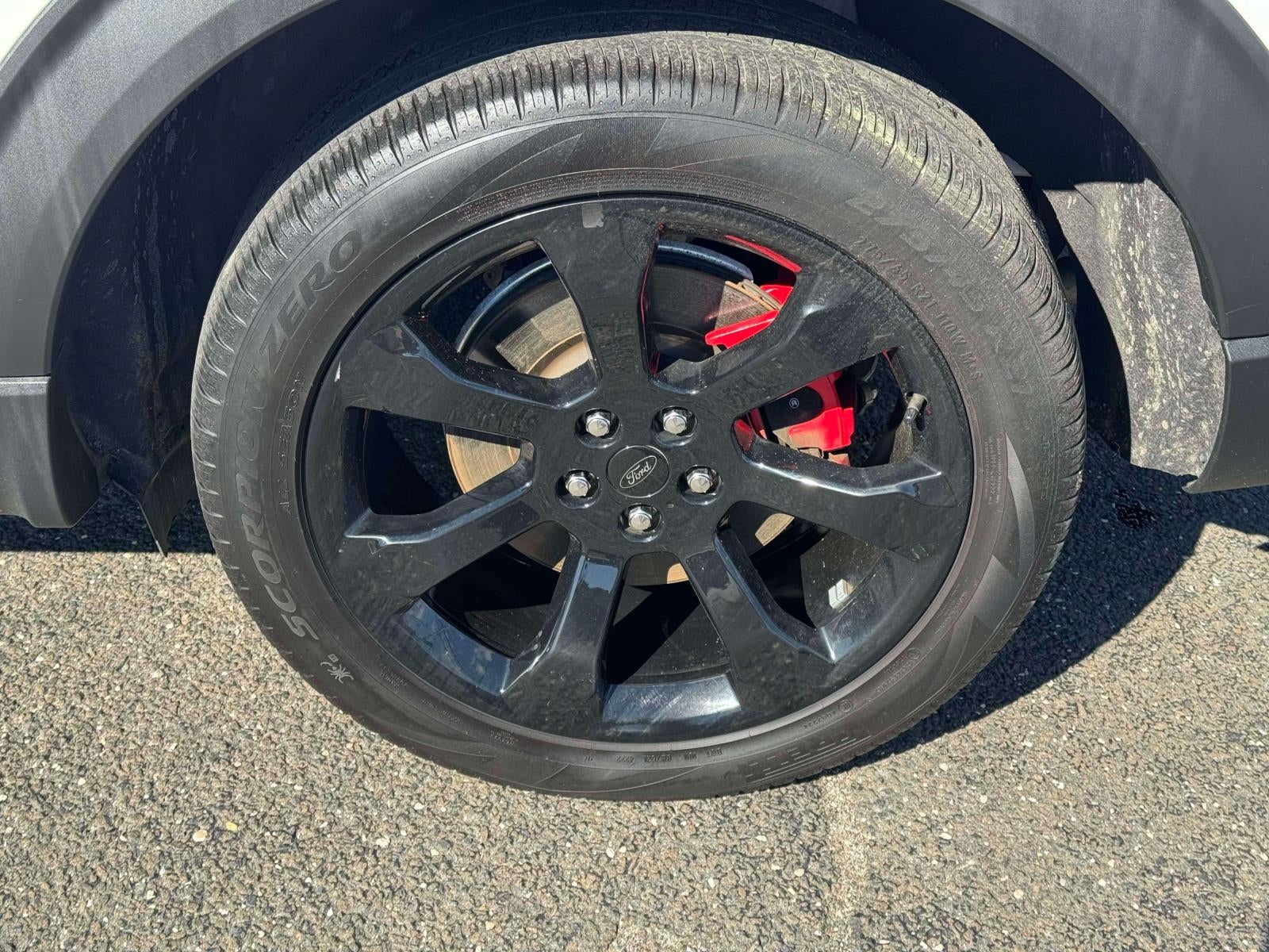 2022 Ford Explorer ST