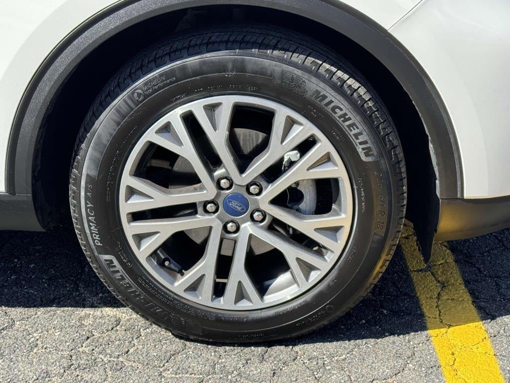 2022 Ford Escape SEL