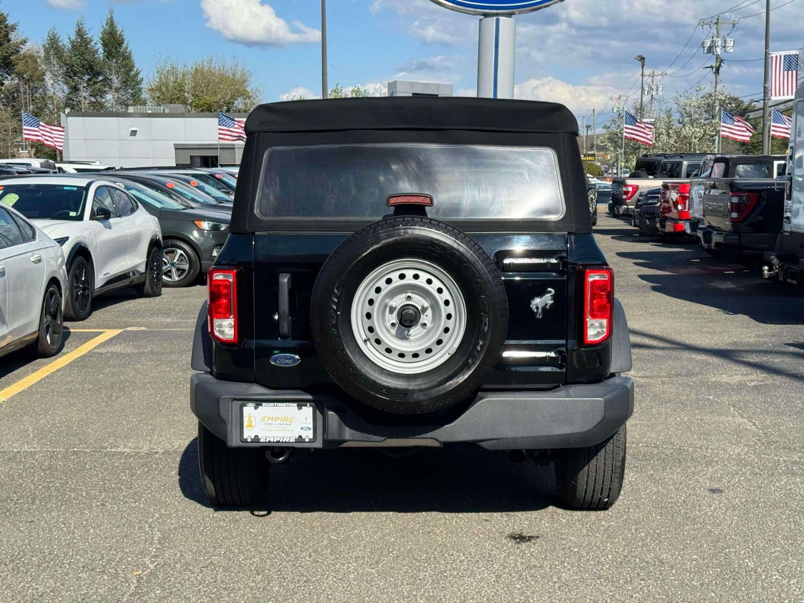 2022 Ford Bronco Base
