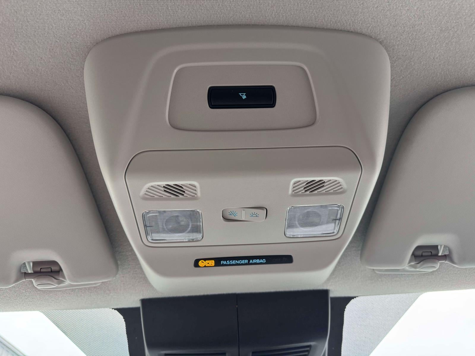 2025 Ford Transit-250 Cargo Van Base