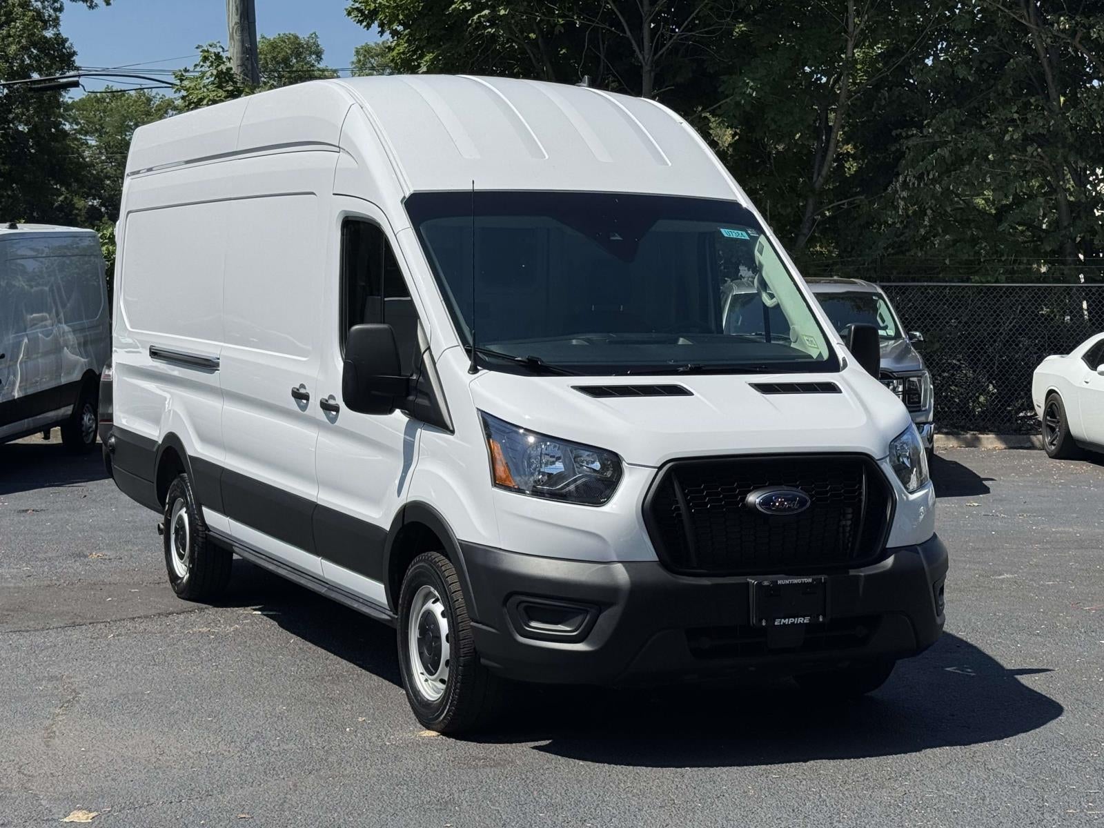 2025 Ford Transit-250 Cargo Van Base