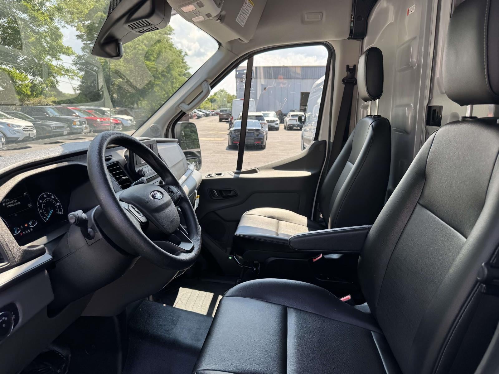 2025 Ford Transit-250 Cargo Van Base