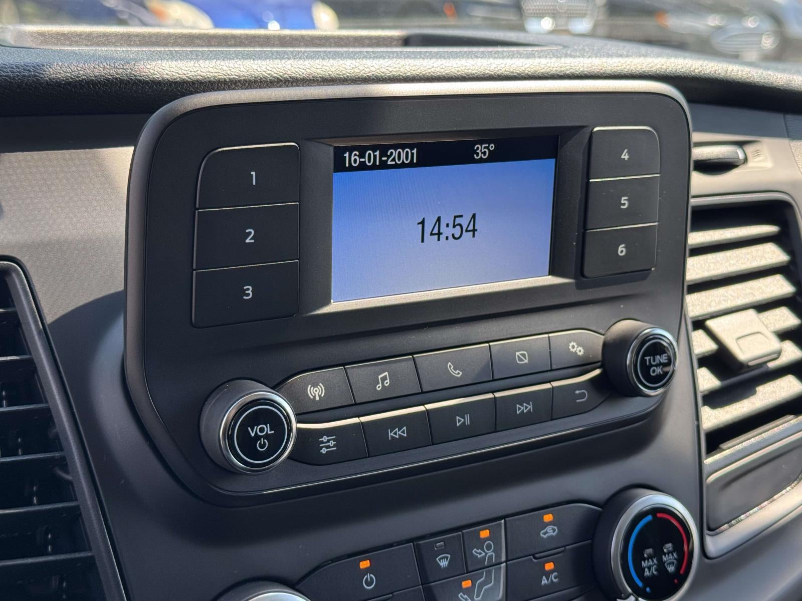 2025 Ford Transit-250 Cargo Van Base