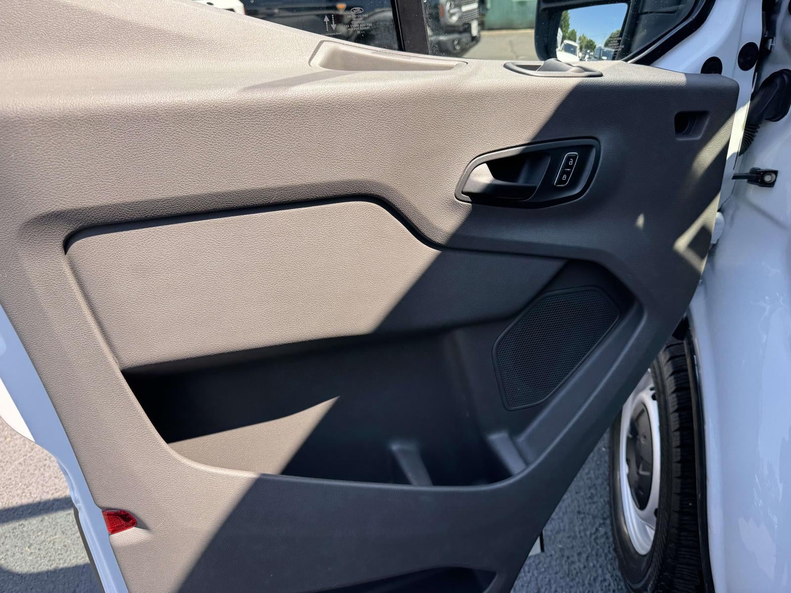 2025 Ford Transit-250 Cargo Base