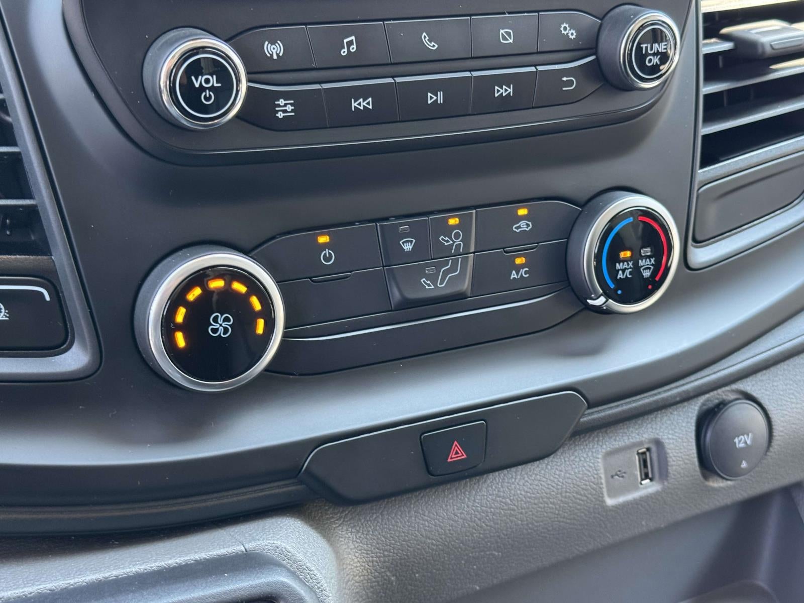 2025 Ford Transit-250 Cargo Base