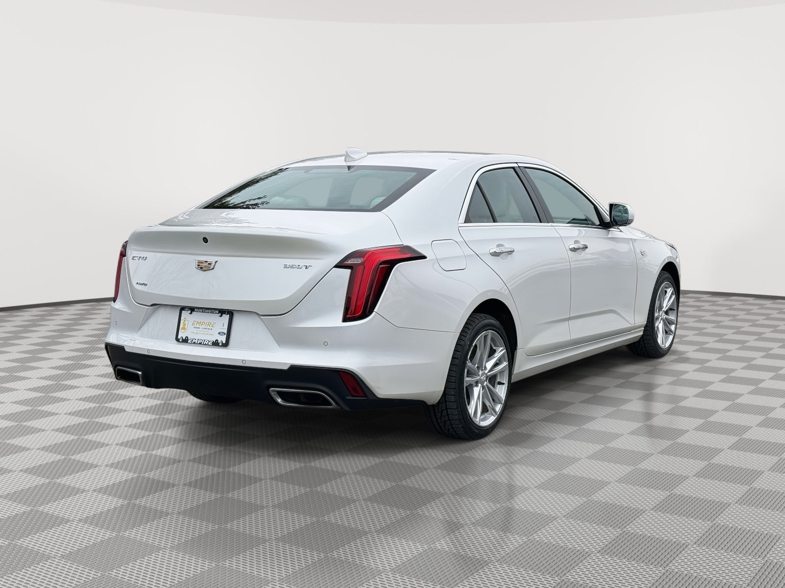 2023 Cadillac CT4 Luxury