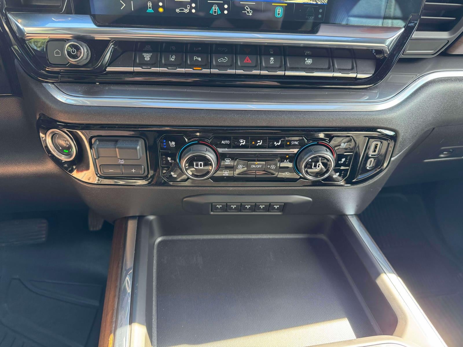 2025 Chevrolet Silverado 3500HD 4WD Crew Cab Long Bed High Country
