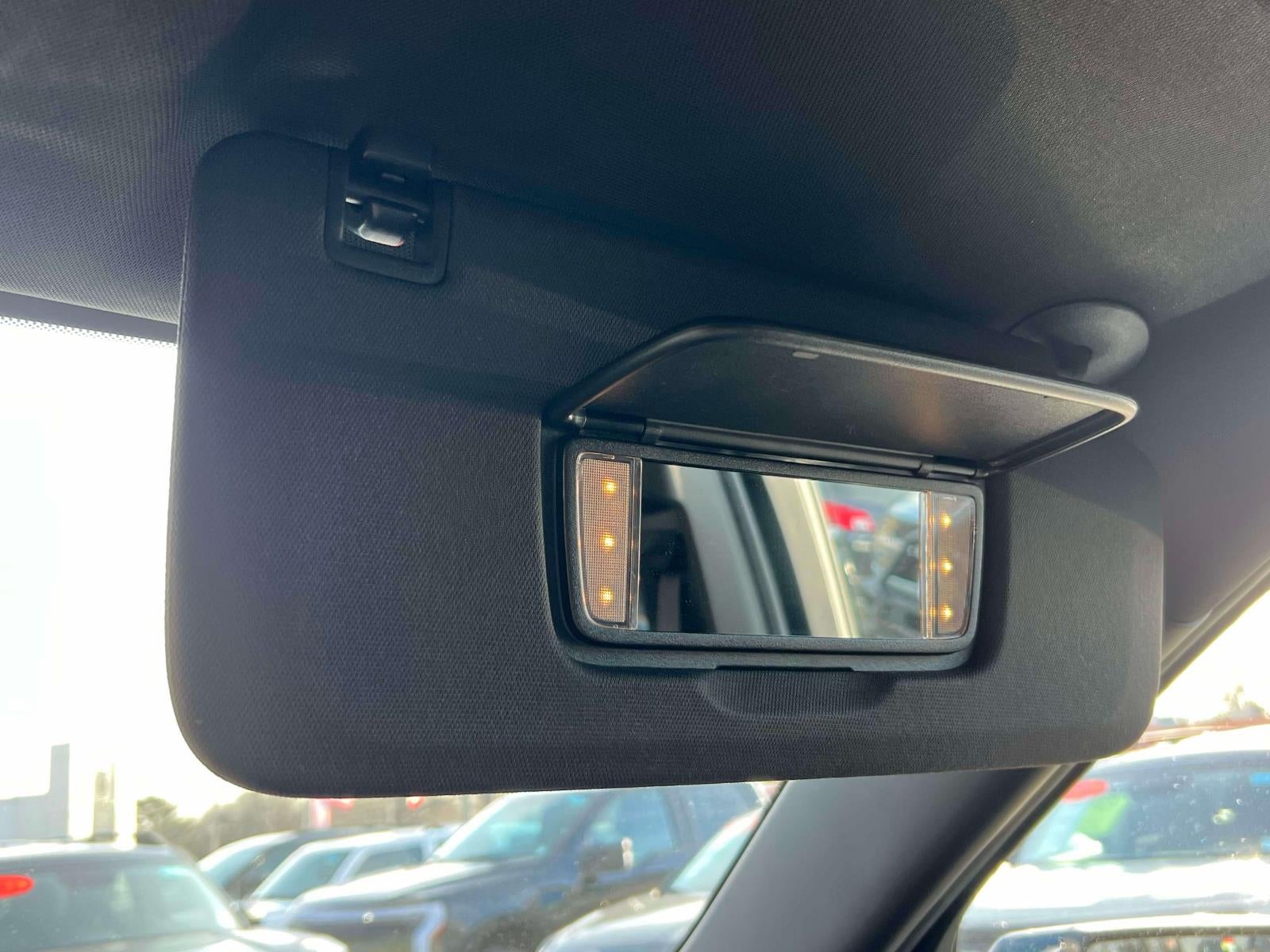 2023 Chevrolet Traverse FWD LT Cloth