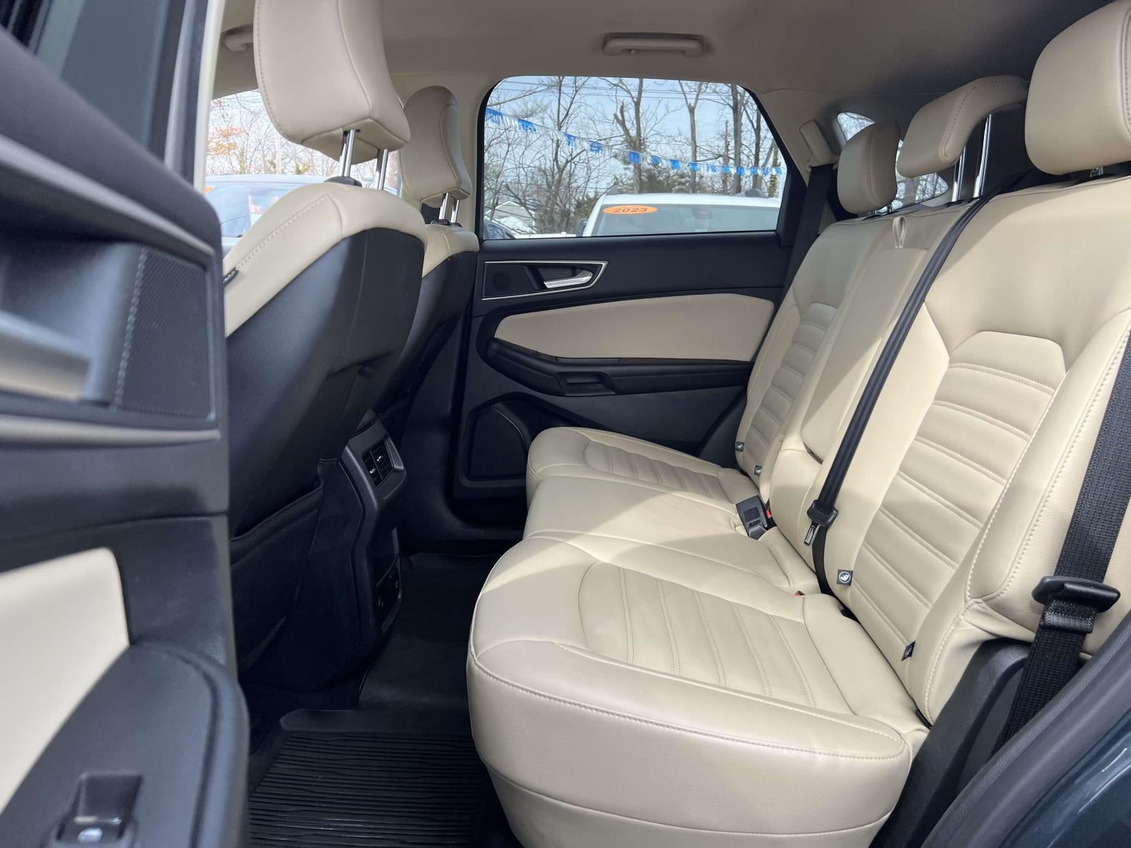 2022 Ford Edge SEL