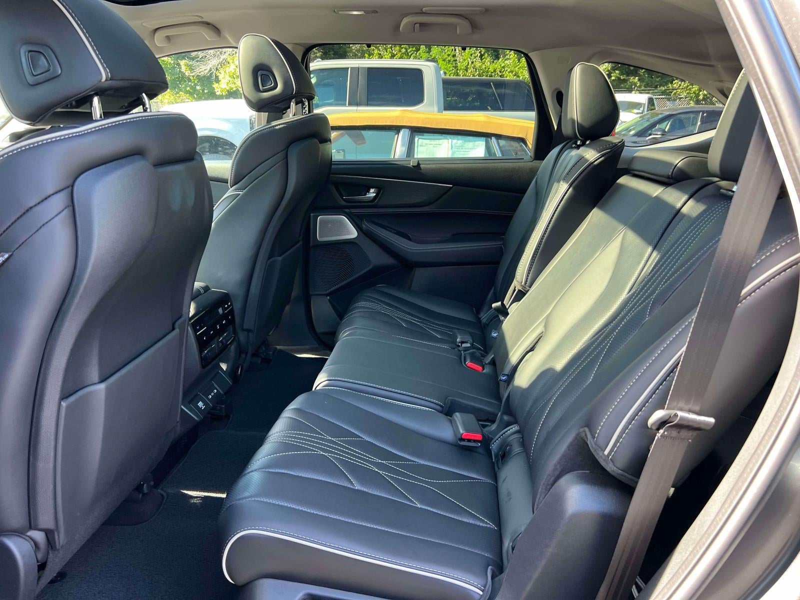2025 Acura MDX Advance Package