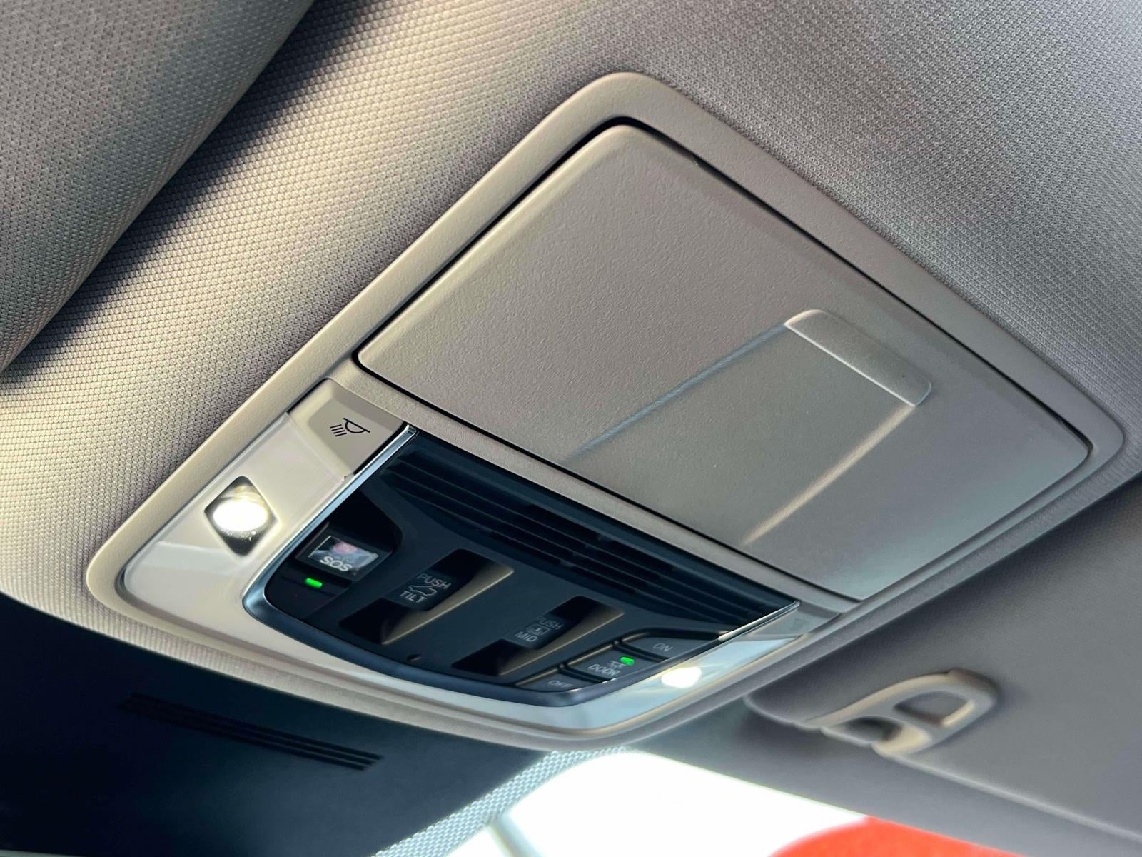 2025 Acura MDX Advance Package