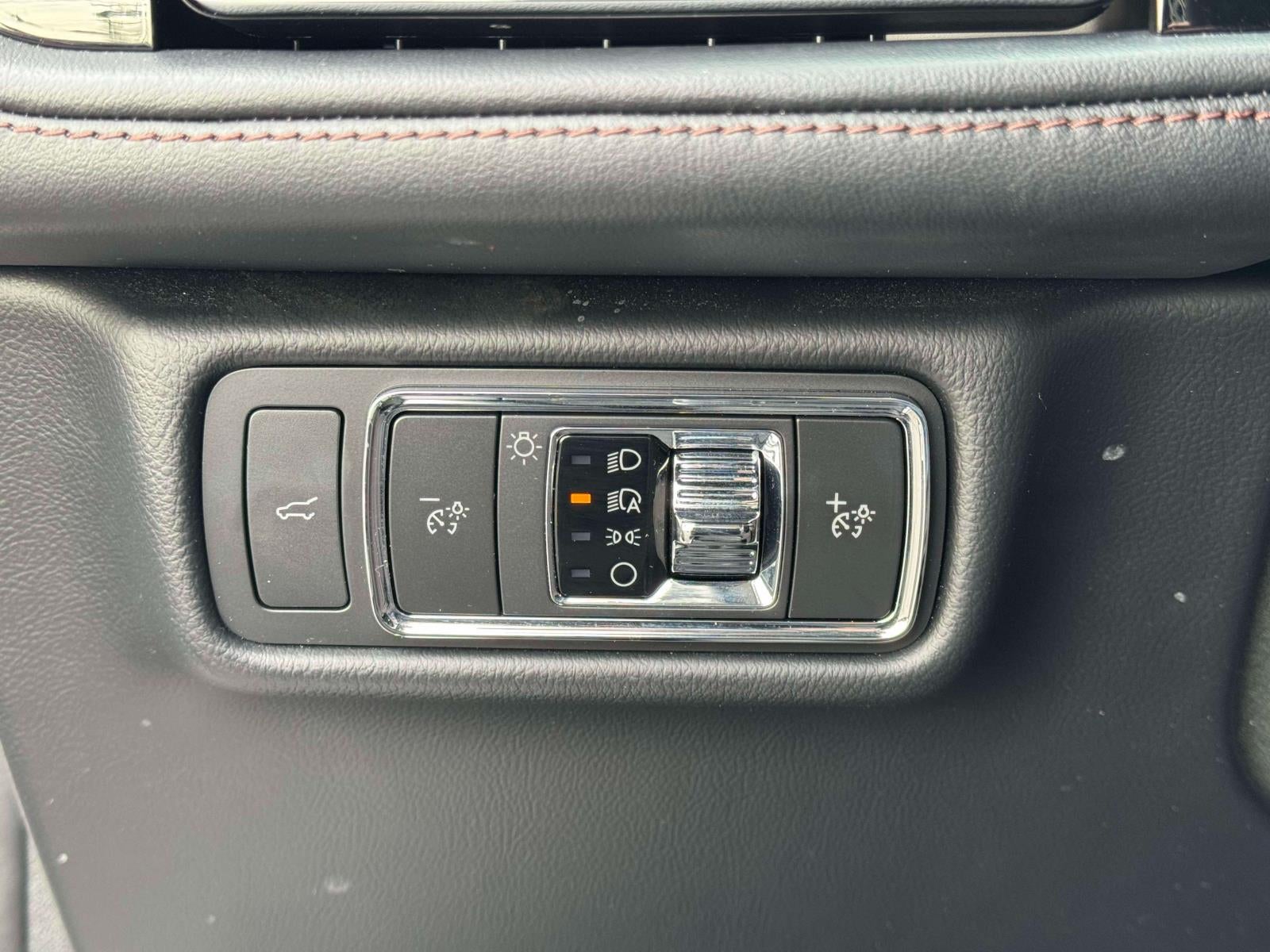 2022 Lincoln Aviator Standard