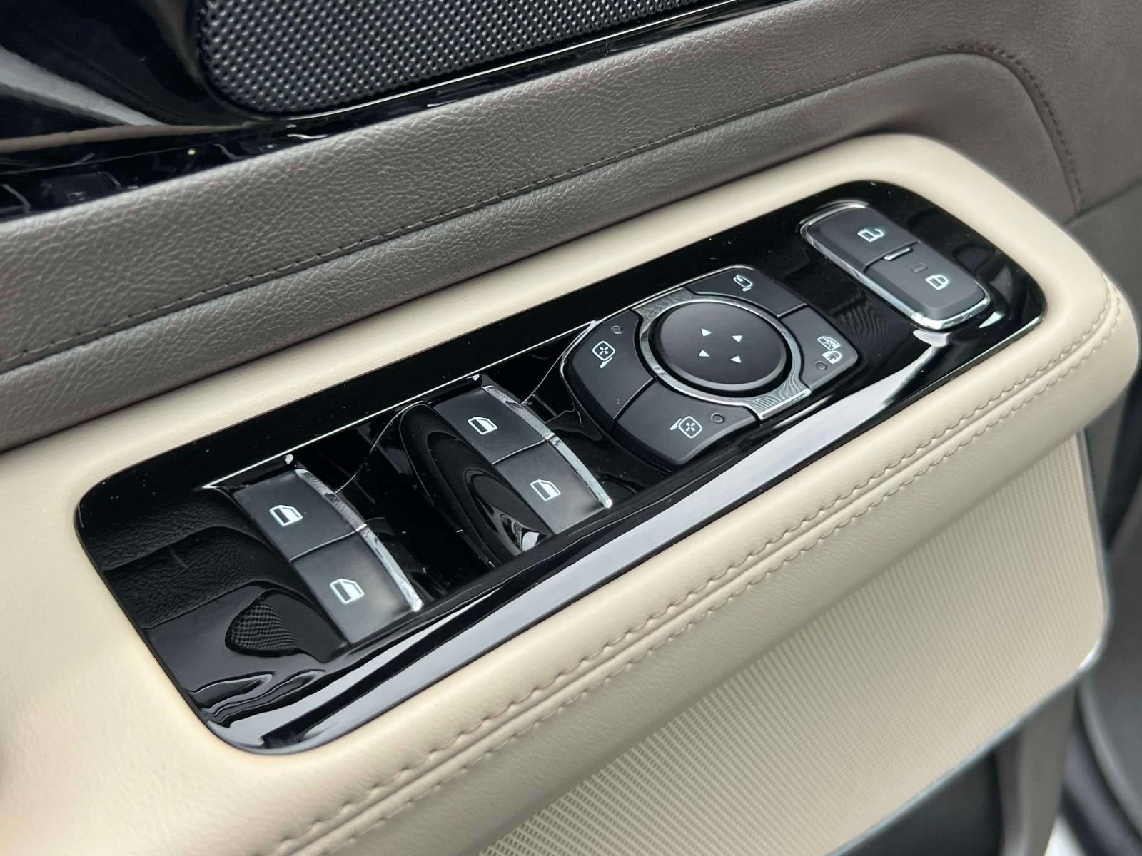 2023 Lincoln Aviator Standard