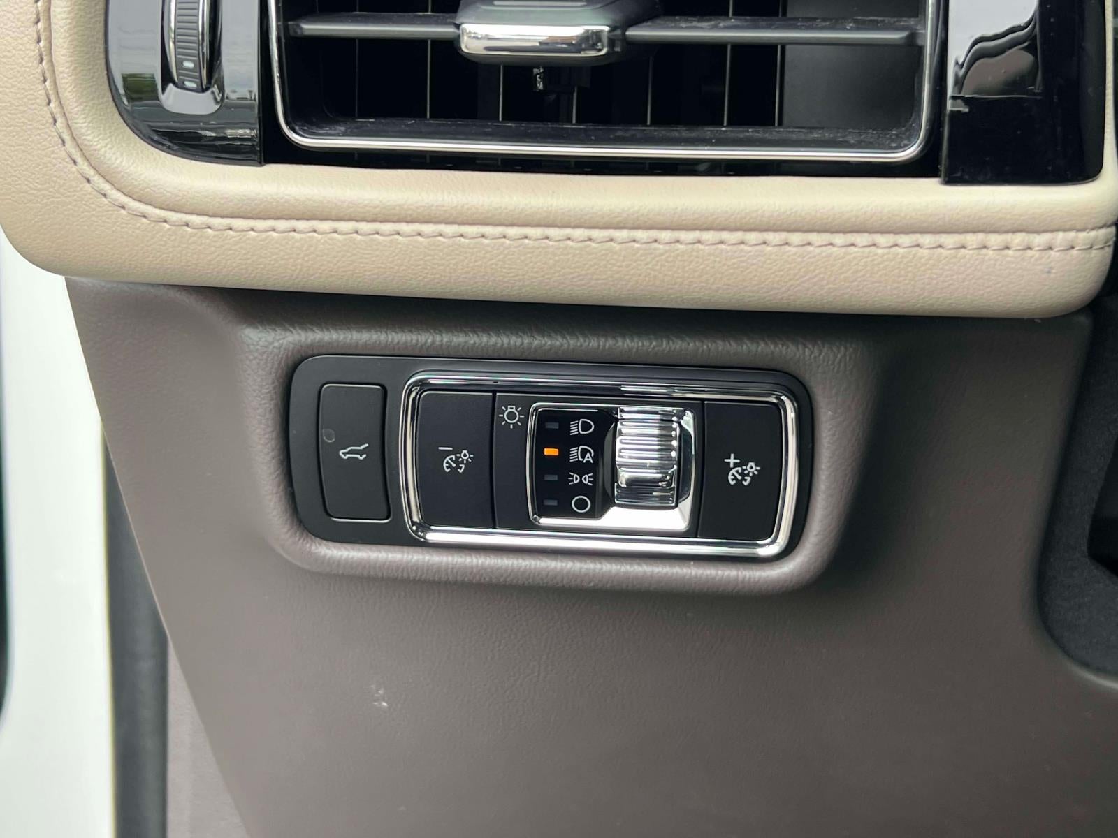 2023 Lincoln Aviator Standard