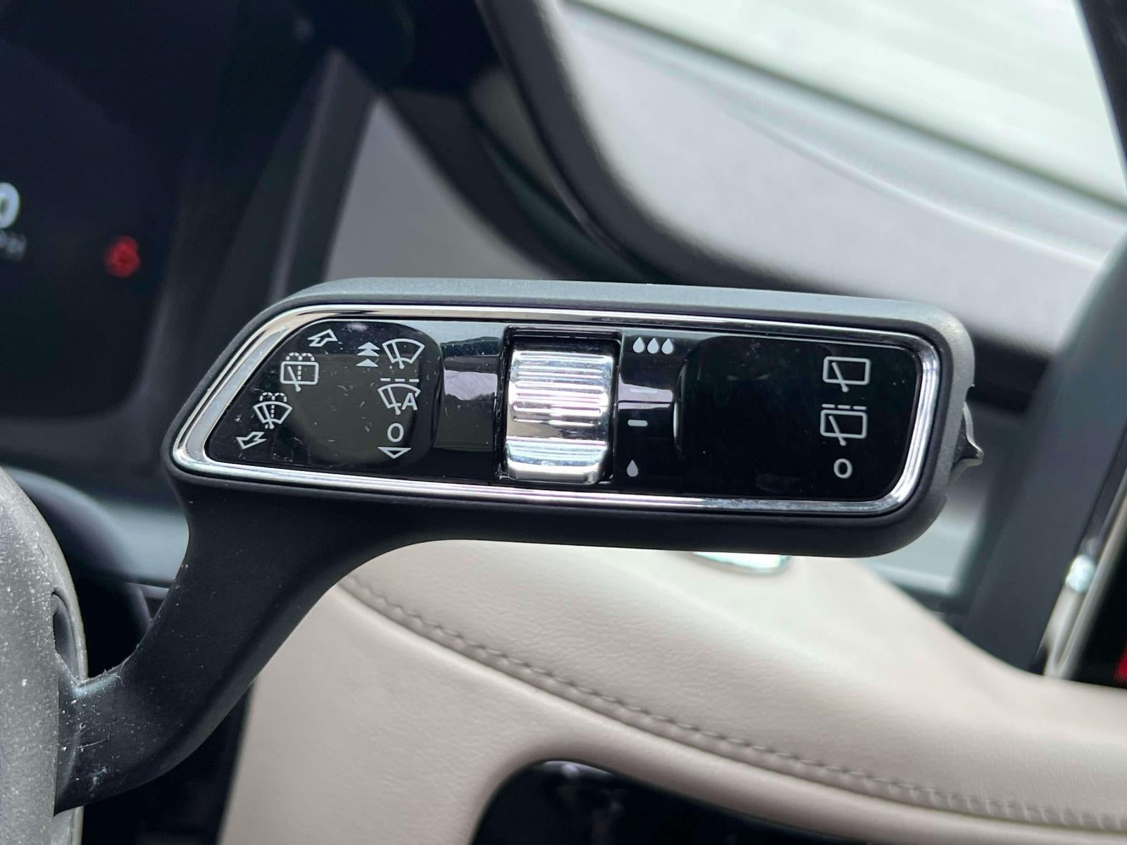 2023 Lincoln Aviator Standard