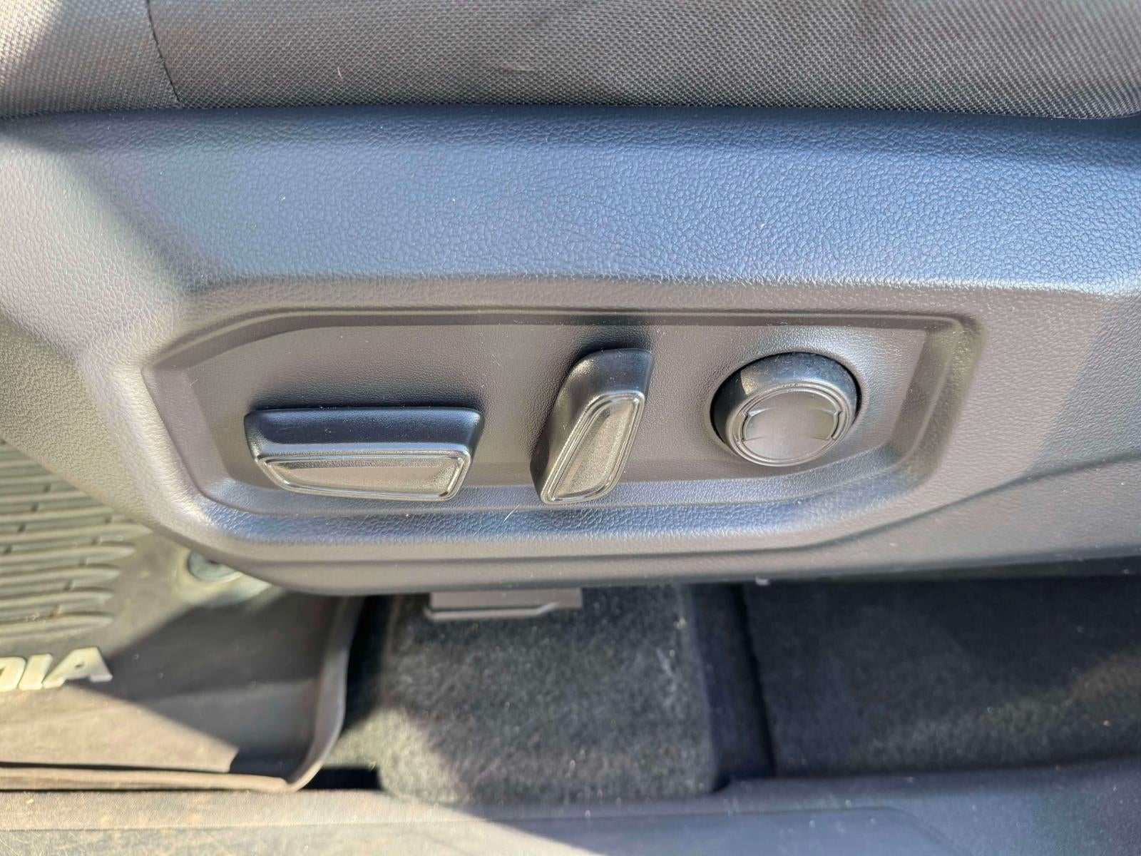 2023 Toyota Sequoia SR5