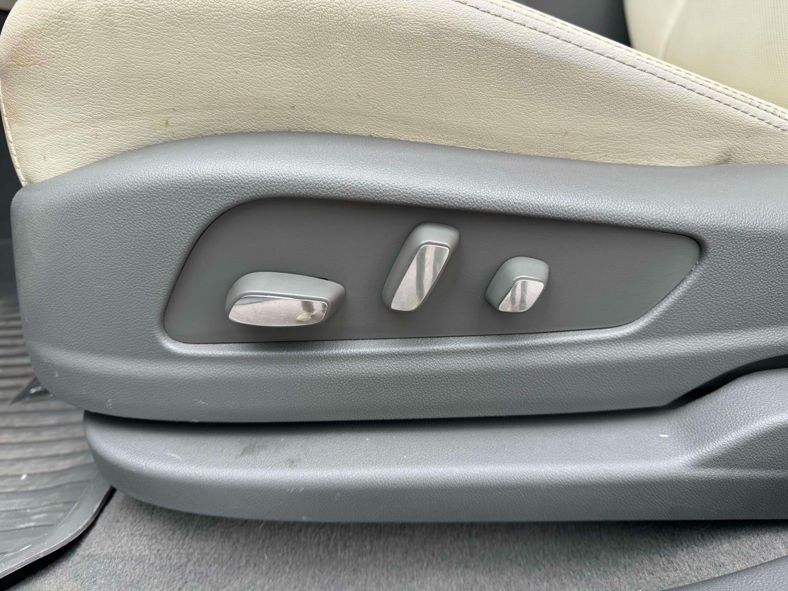 2023 Cadillac XT5 AWD Premium Luxury