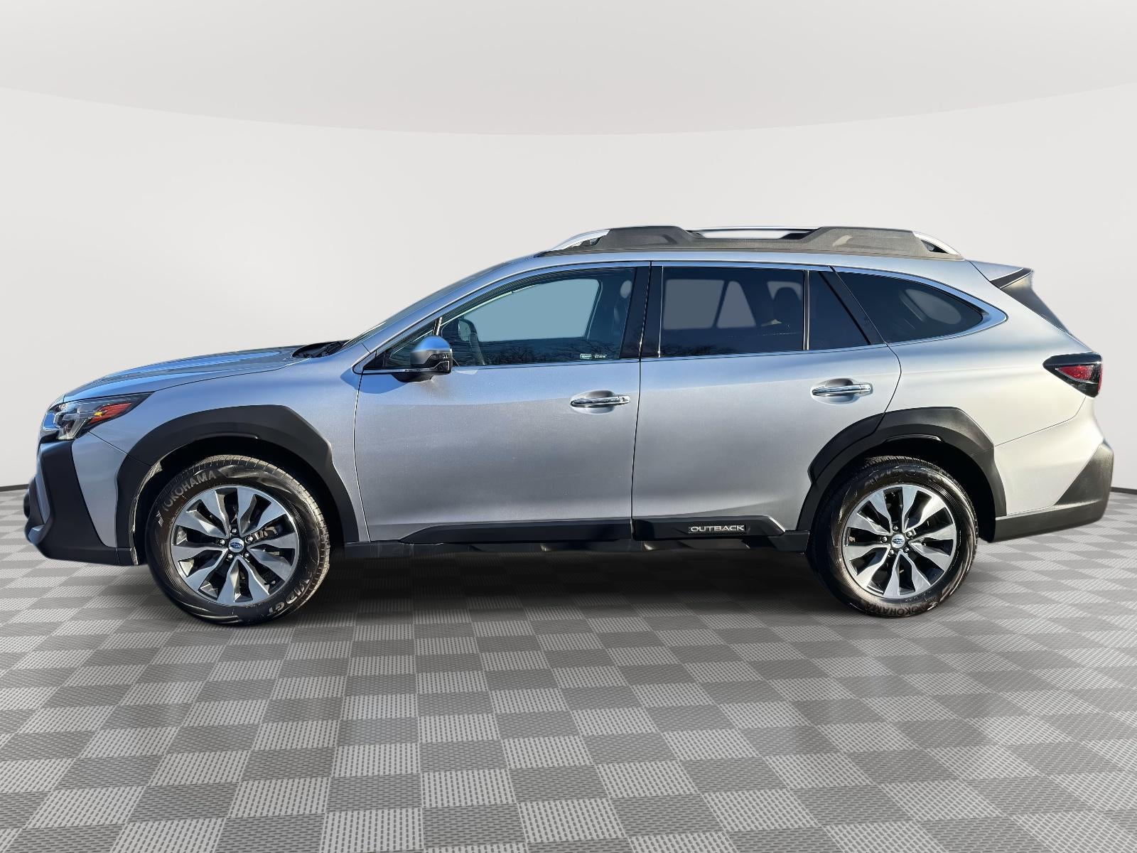 2023 Subaru Outback Touring XT