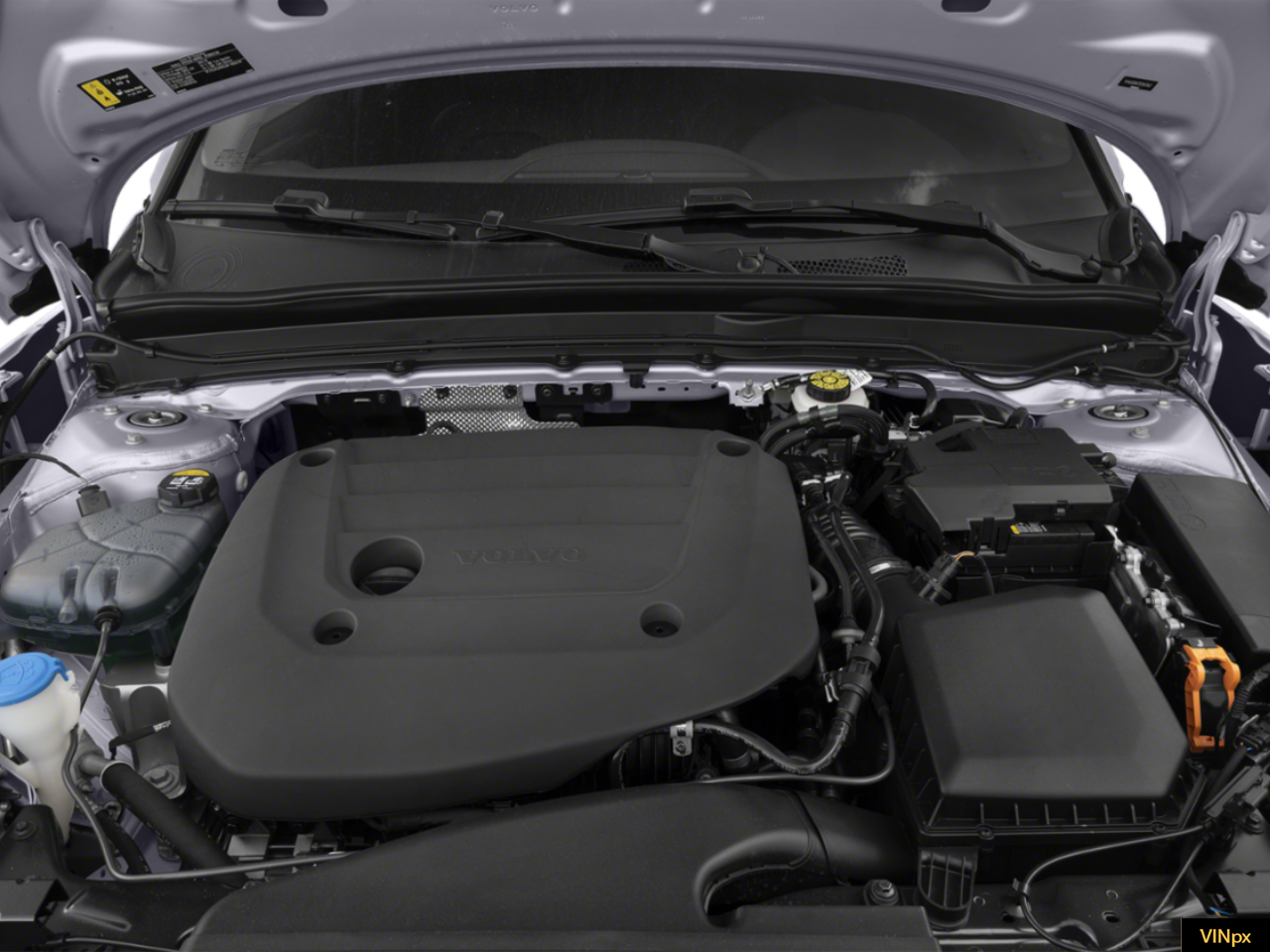 2023 Volvo XC40 B5 Ultimate Bright Theme