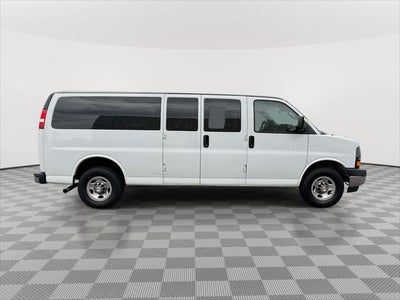 2019 Chevrolet Express Passenger 3500 LT