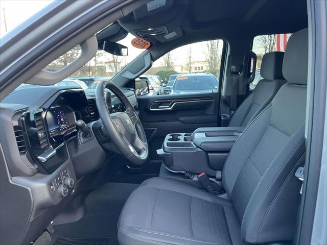 2025 Chevrolet Silverado 1500 LT (2FL)