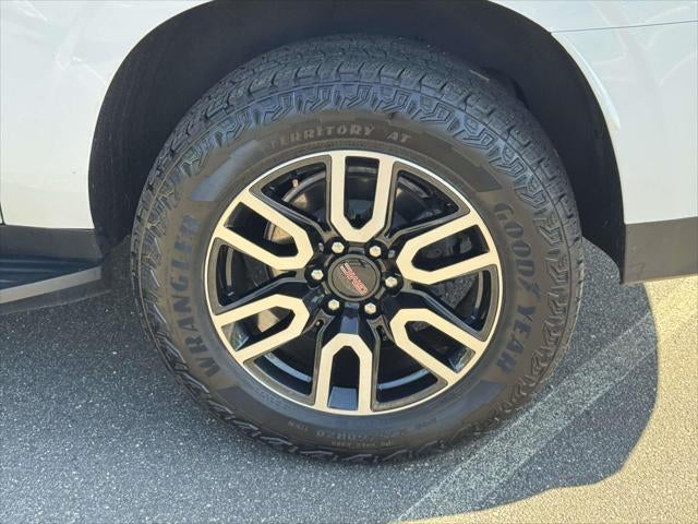 2023 GMC Yukon XL AT4