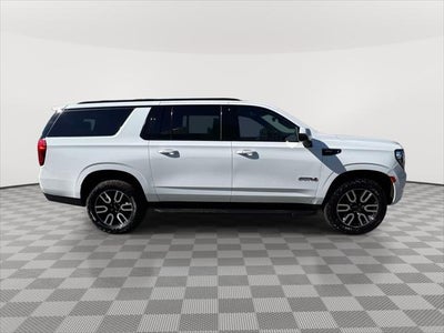 2023 GMC Yukon XL AT4