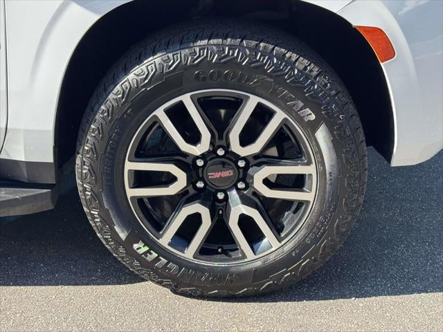 2023 GMC Yukon XL AT4