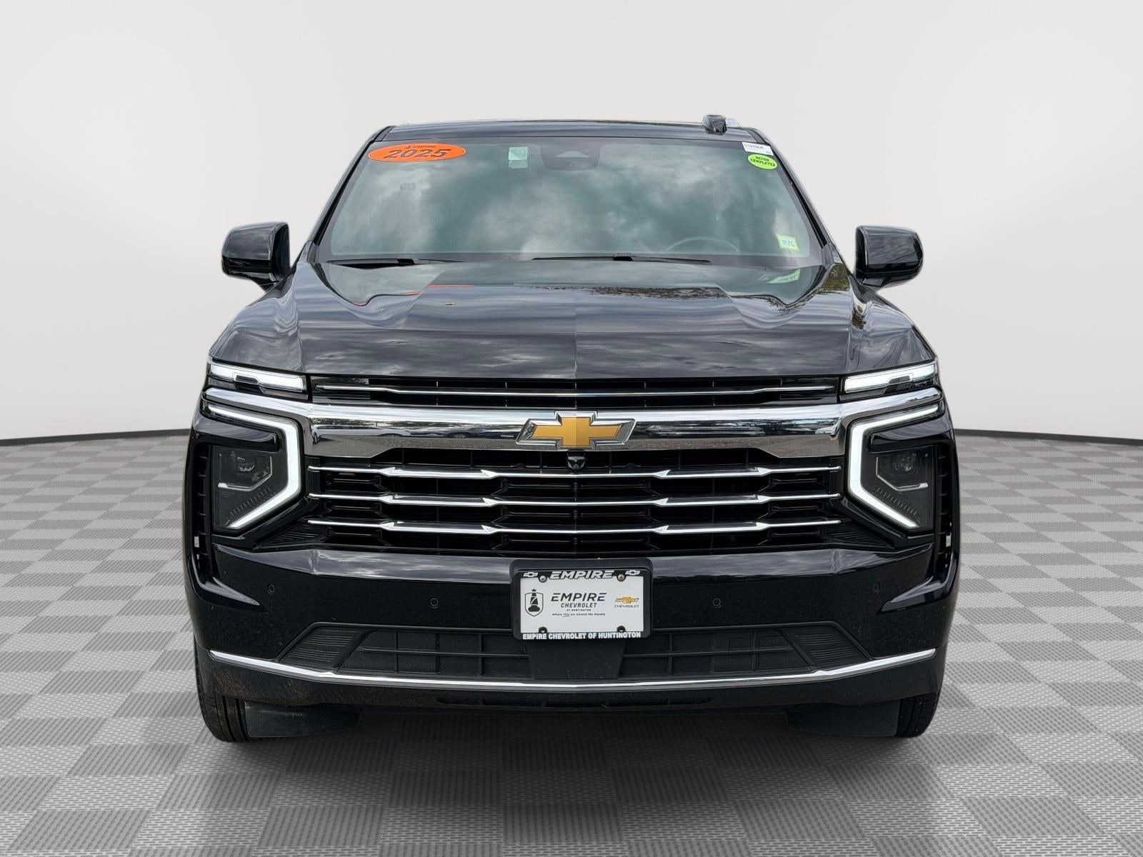 2025 Chevrolet Suburban LT