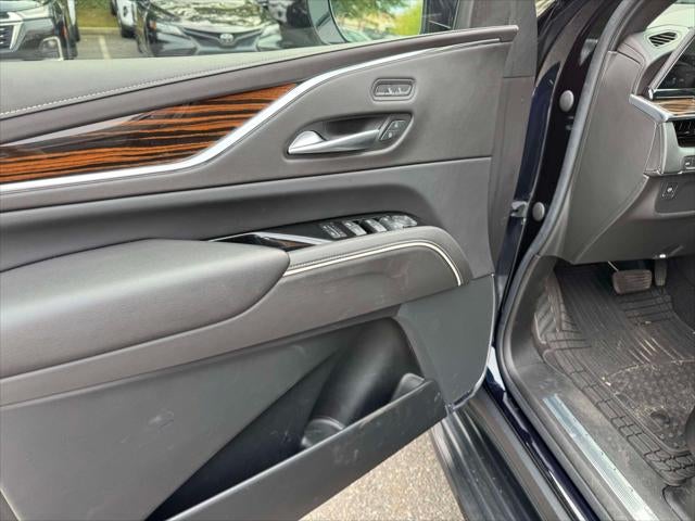 2022 Cadillac Escalade ESV Luxury