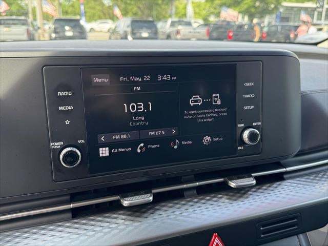 2024 Kia Carnival LX