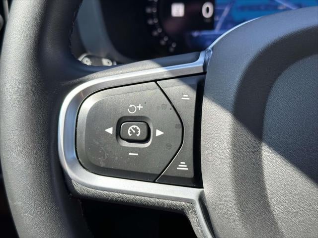 2022 Volvo XC60 Momentum