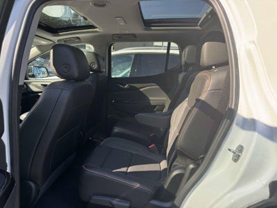 2023 GMC Acadia AWD AT4