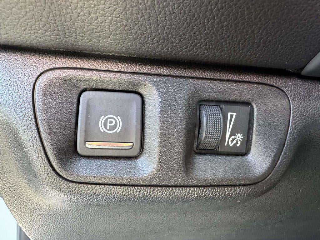 2023 GMC Acadia AWD AT4