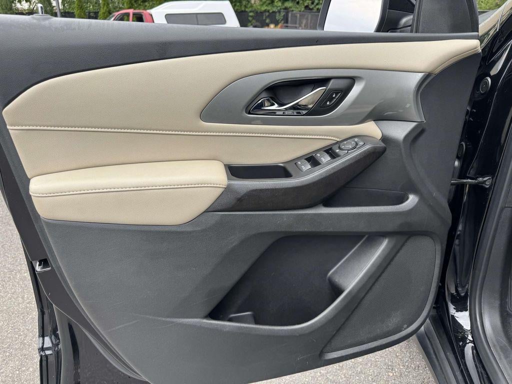 2022 Chevrolet Traverse AWD LS