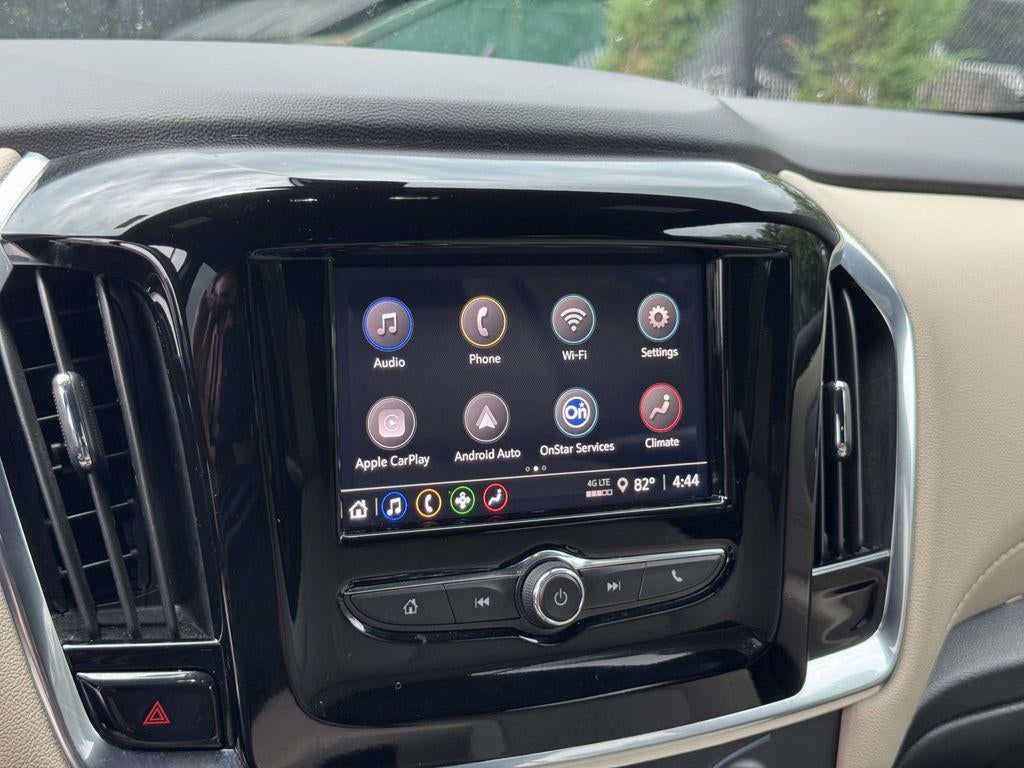 2022 Chevrolet Traverse AWD LS