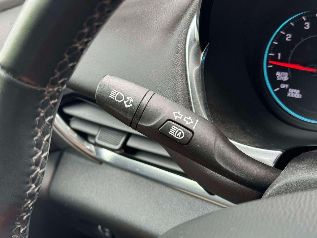 2023 Chevrolet Traverse AWD LT Cloth