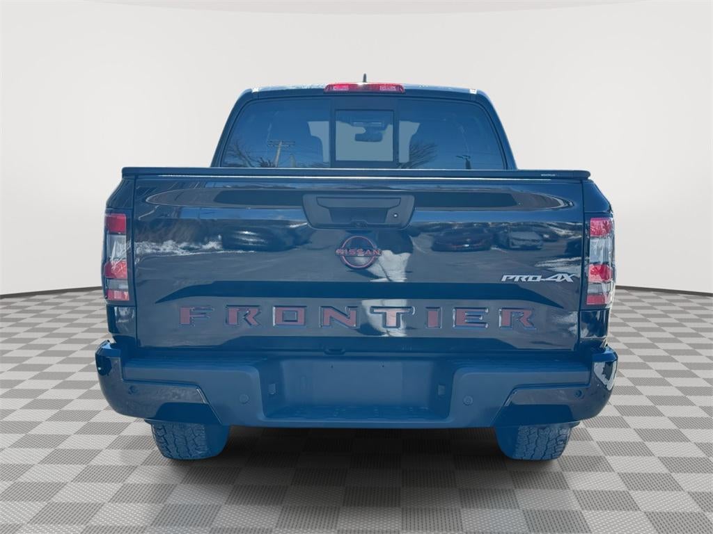 2022 Nissan Frontier Crew Cab PRO-4X 4x4