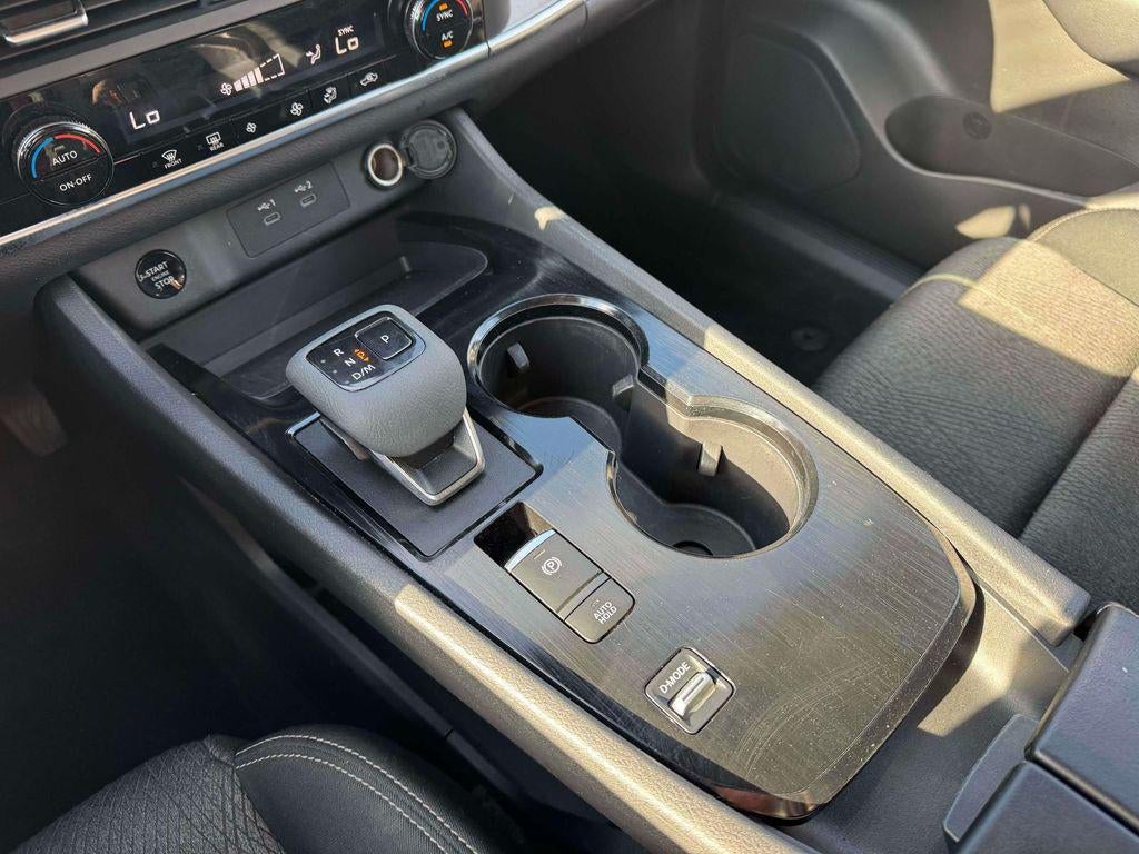 2024 Nissan Rogue SV FWD