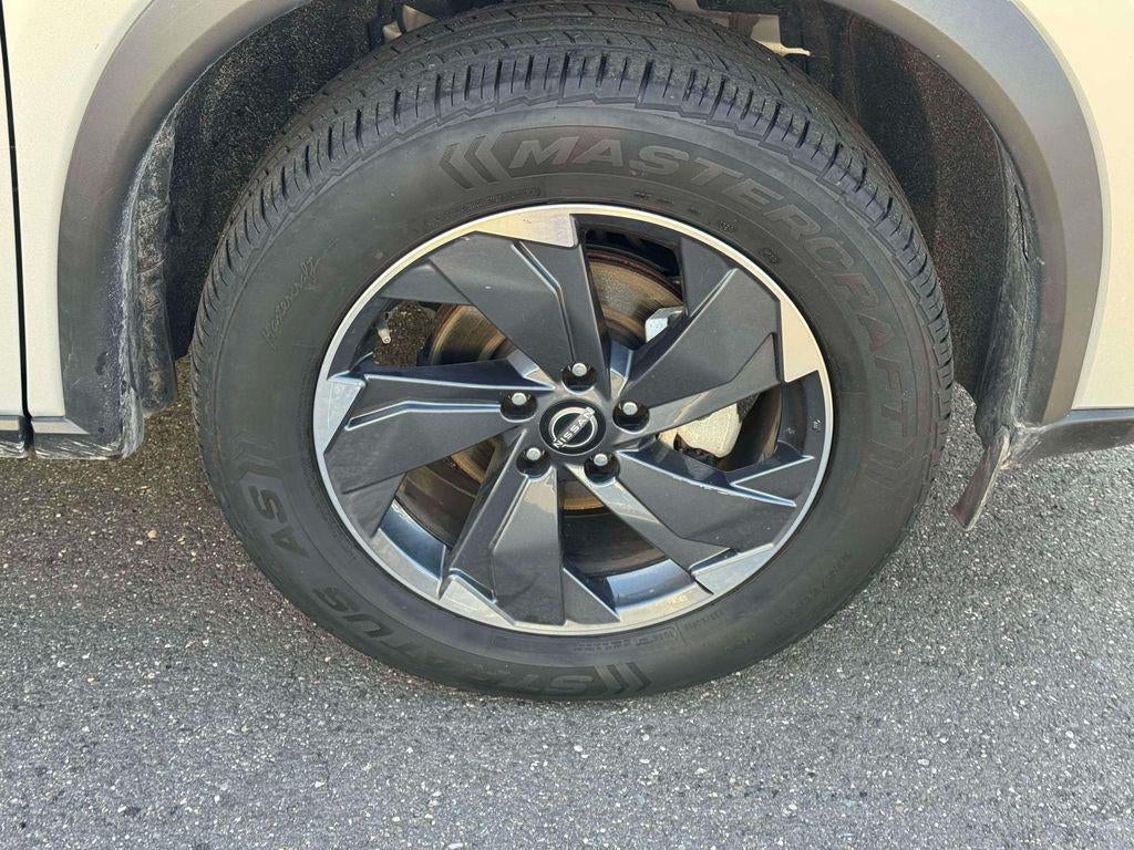 2024 Nissan Rogue SV FWD