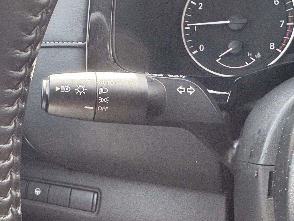 2024 Nissan Pathfinder SV 4WD