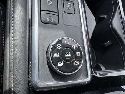 2024 Nissan Pathfinder SV 4WD