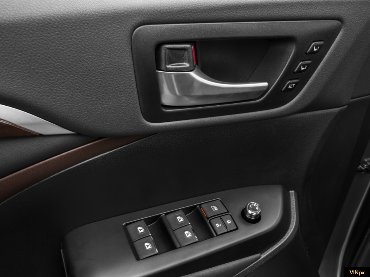 2015 Toyota Highlander LE Plus V6