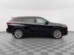 2024 Toyota Highlander Hybrid Platinum