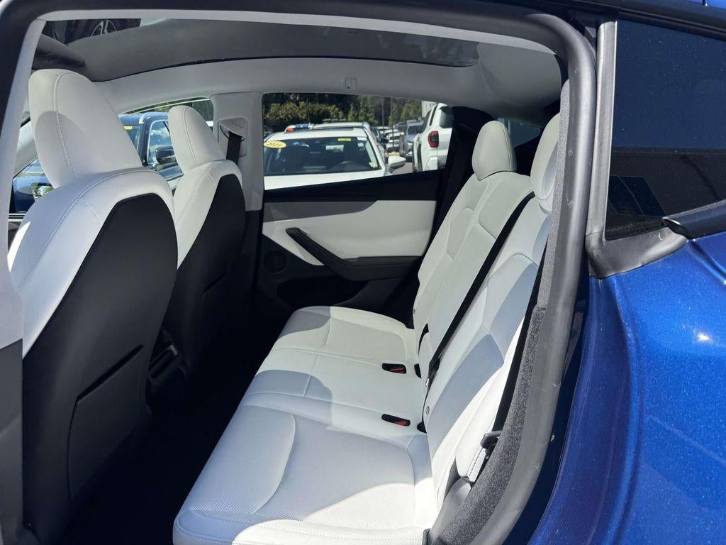 2026 Tesla Model Y Premium Rear-Wheel Drive