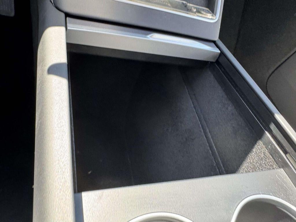 2026 Tesla Model Y Premium Rear-Wheel Drive