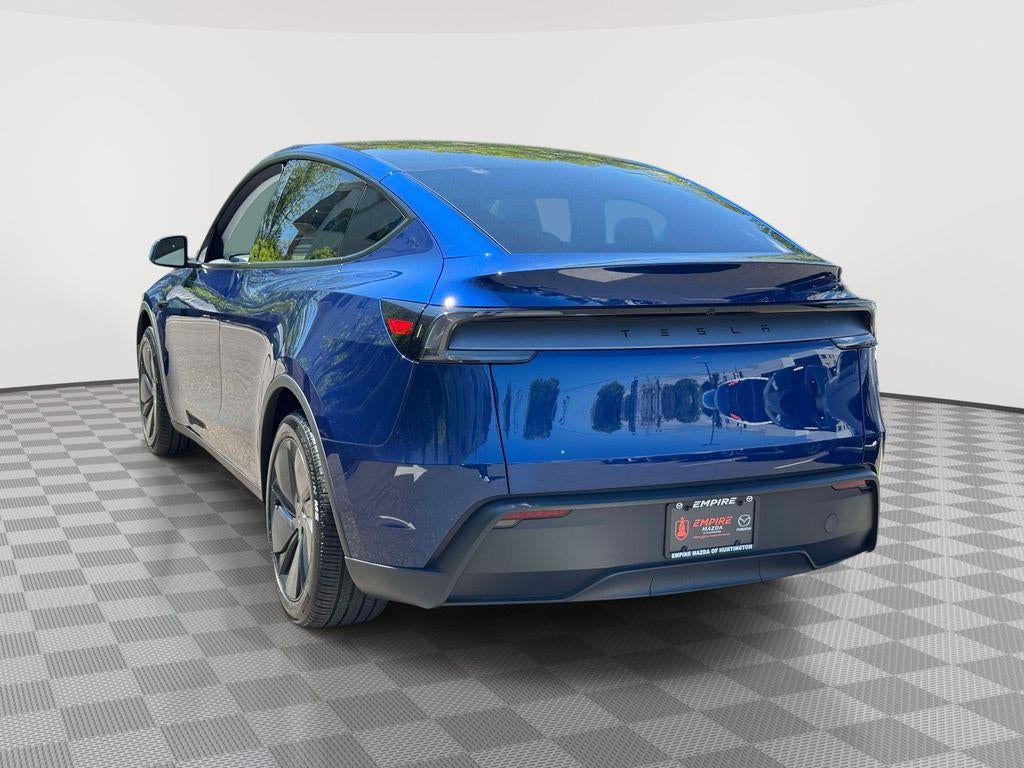 2026 Tesla Model Y Premium Rear-Wheel Drive